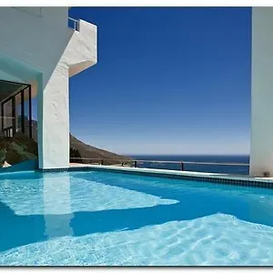 bayview-penthouses.hotels-capetown.com/